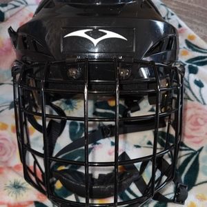 Kids hockey helmet